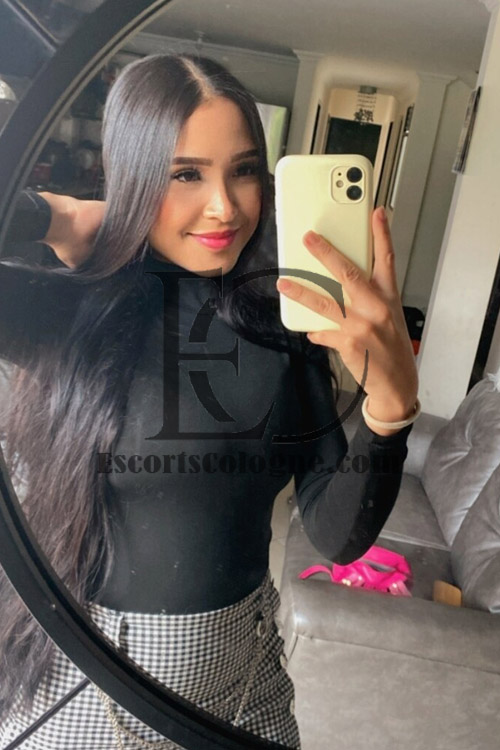 CIF Escort Girl in Cologne