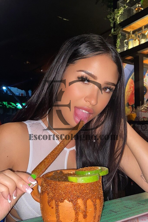 Colombian Escort Girl In Cologne