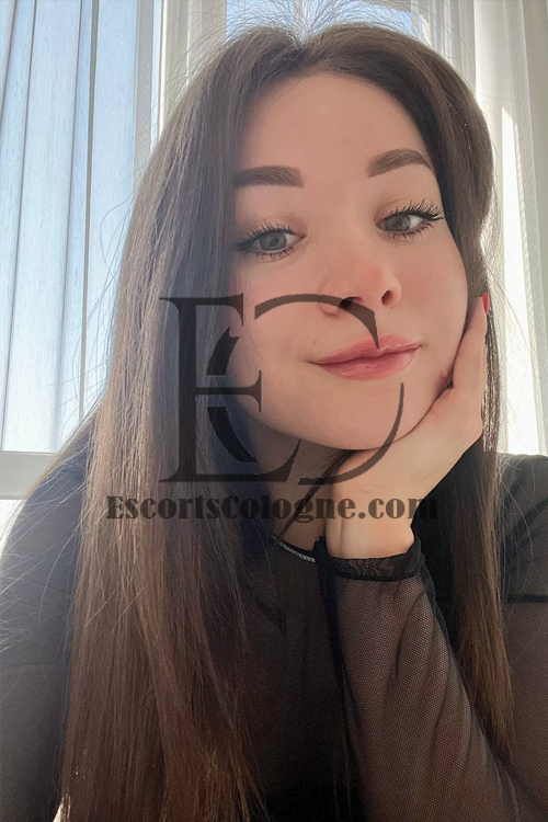 High Class Escort Girl In Cologne