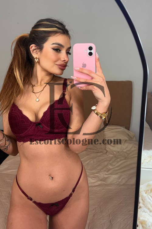 Outcall Escort Girl In Berlin